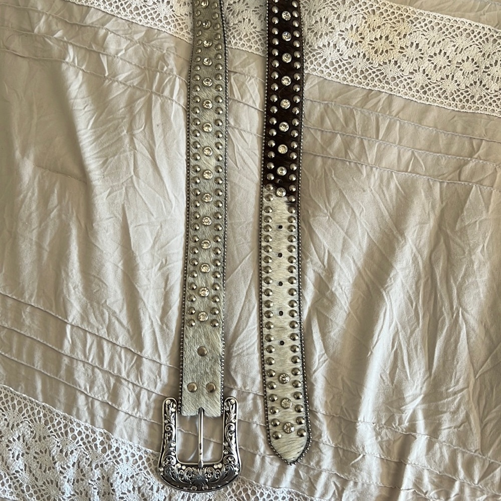 Nocona leather XL cow hide belt.